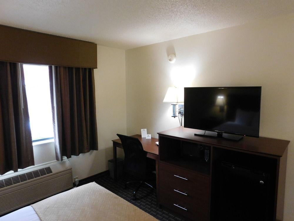 Days By Wyndham Merle Hay Hotel Des Moines